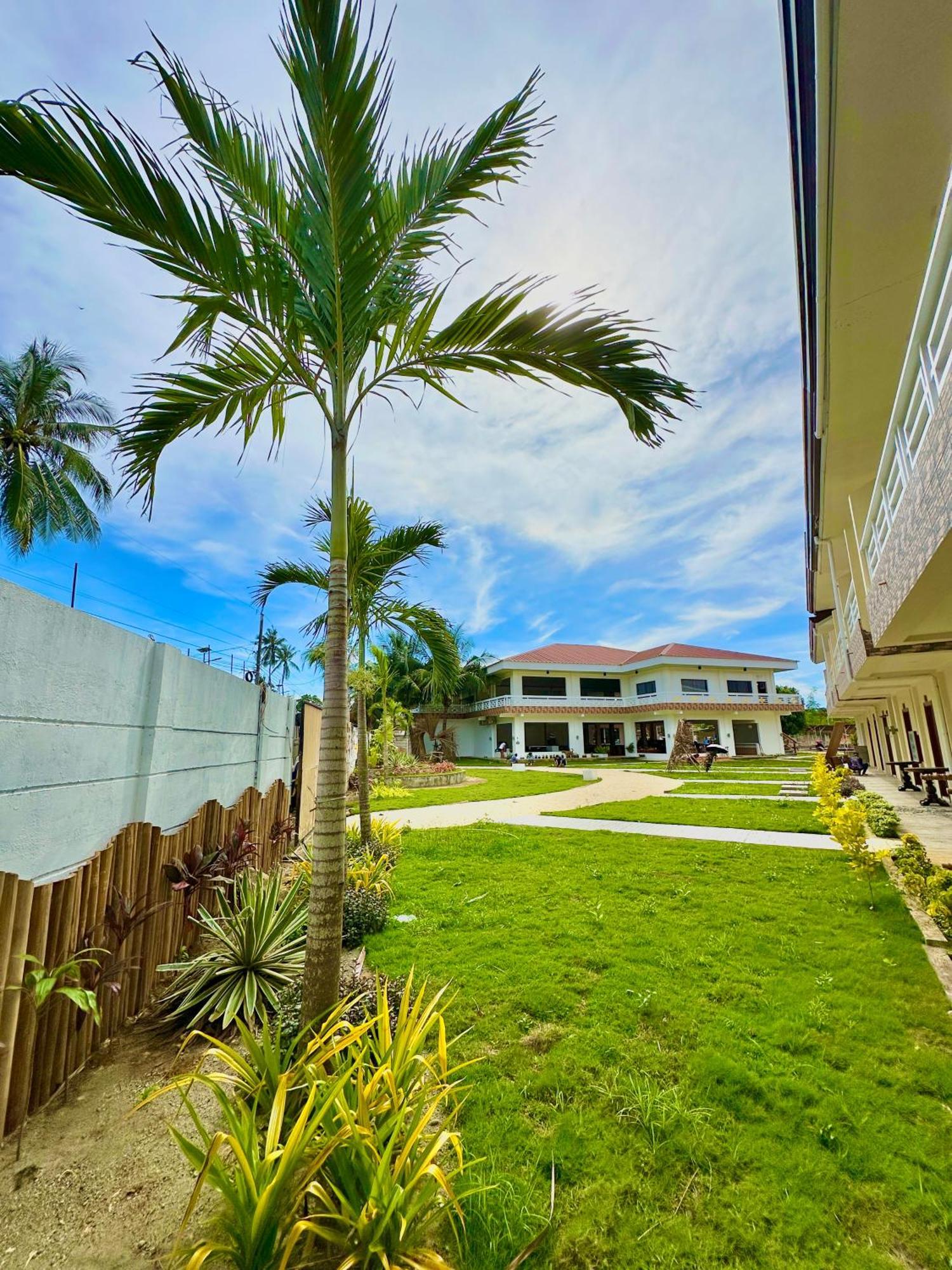 On Board Lifestyle Panglao Resort Exterior foto